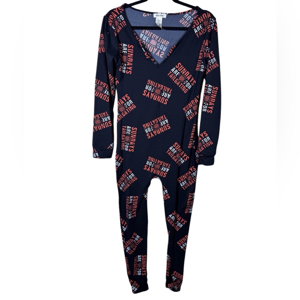 SHOSHO Sundays Black and Orange One Piece
Tailgating Sundays Loungewear Sz Med